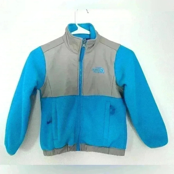 233. Girls North Face blue/gray Jacket size XS 5 - Picture 1 of 4